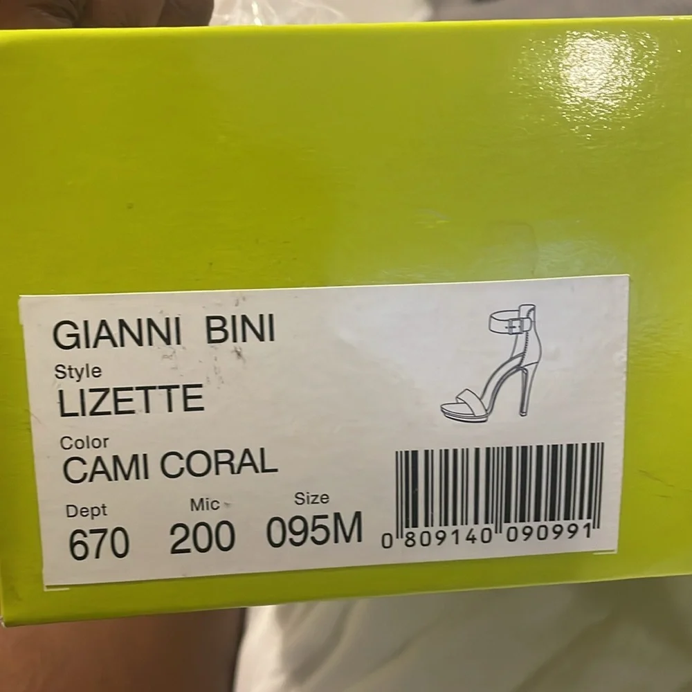 Gianni Bini Lizette Red Suede Heels - Picture 2 of 2